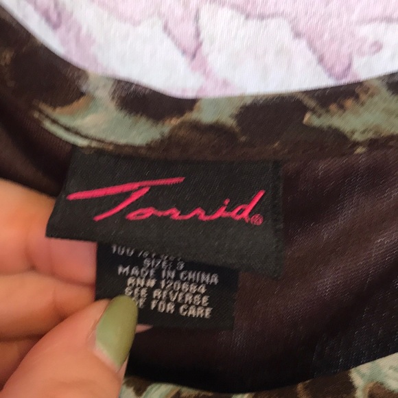 Torrid blouse - Picture 3 of 3